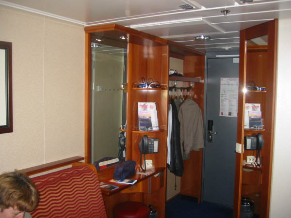 100-0002_IMG